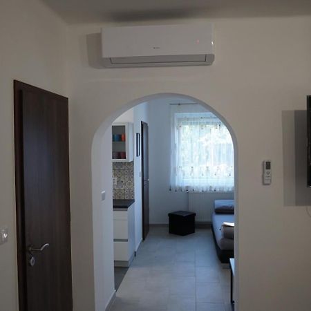 Lali Vendeghaz Hotel Asvanyraro Buitenkant foto