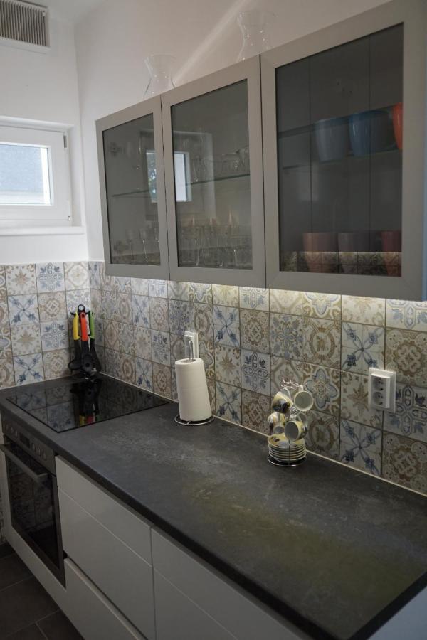 Lali Vendeghaz Hotel Asvanyraro Buitenkant foto
